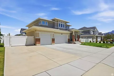 1142 W Pitchfork Rd, Murray, UT 84123 photo 2