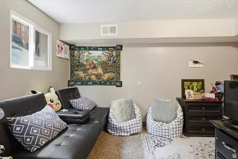 565 E 800 N, Logan, UT 84321 photo 15