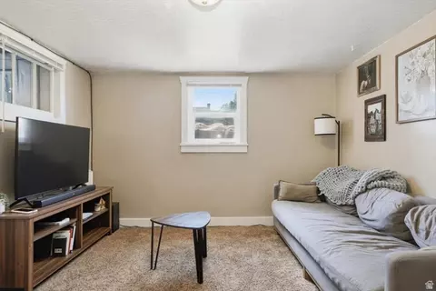 565 E 800 N, Logan, UT 84321 photo 22