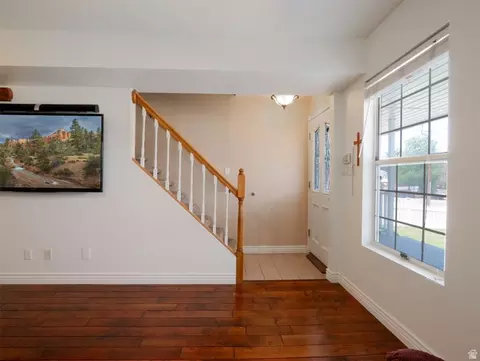 Entry Way - 270 E 100 N, Monroe, UT 84754 photo 2 of 2