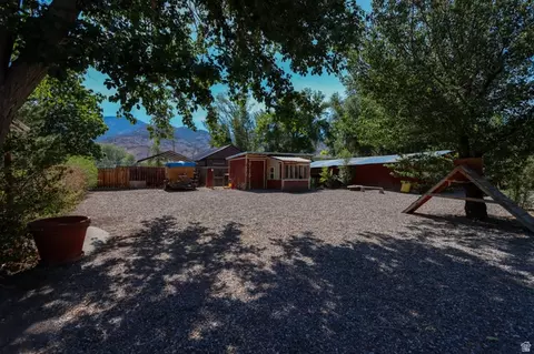 Exterior - 270 E 100 N, Monroe, UT 84754 photo 22 of 34