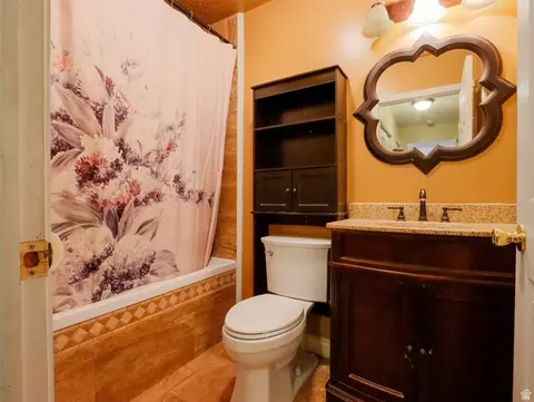 Bath - 270 E 100 N, Monroe, UT 84754 photo 1 of 2