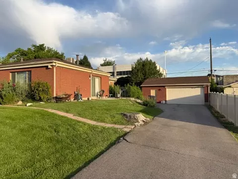 Exterior - 964 E 5290 S, Murray, UT 84117 photo 3 of 6