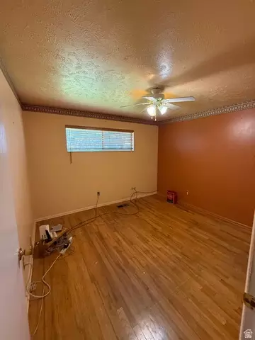 Bedroom - 964 E 5290 S, Murray, UT 84117 photo 2 of 3