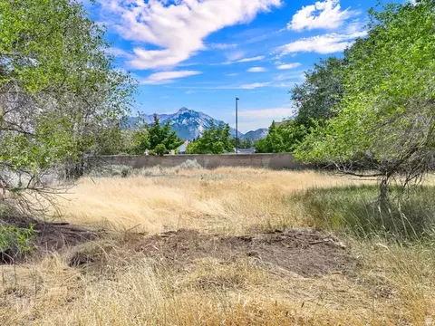 10717 S 1225 E, Sandy, UT 84094 photo 1