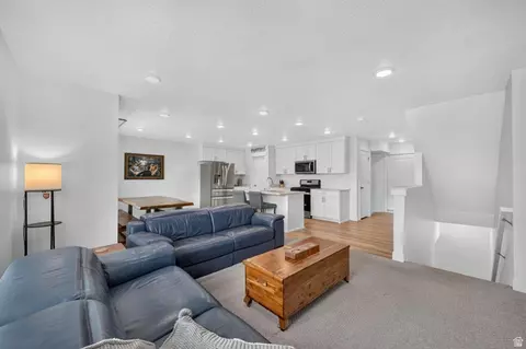 1639 E Indigo Loop N, Layton, UT 84041 photo 6