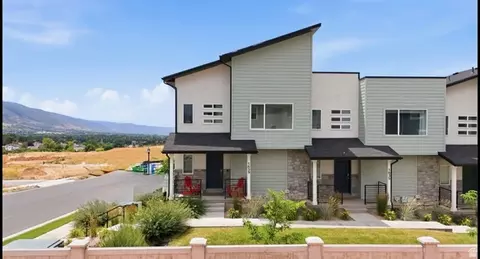 1639 E Indigo Loop N, Layton, UT 84041 photo 1
