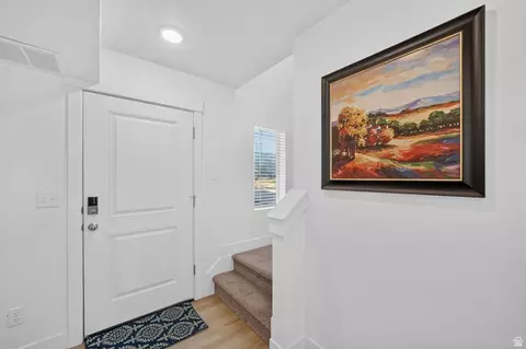 1639 E Indigo Loop N, Layton, UT 84041 photo 3