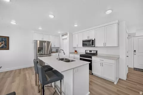 1639 E Indigo Loop N, Layton, UT 84041 photo 7