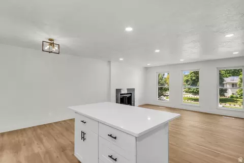 759 S Pitford Dr W, Centerville, UT 84014 photo 11