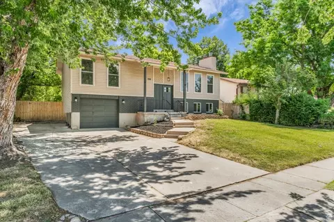 759 S Pitford Dr W, Centerville, UT 84014 photo 2