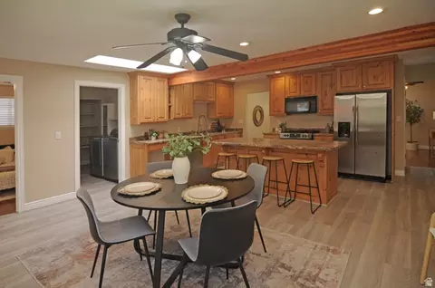 Dining - 1489 N 400 W, Bountiful, UT 84010 photo 1 of 4
