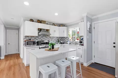 978 N 350 E, Orem, UT 84057 photo 9