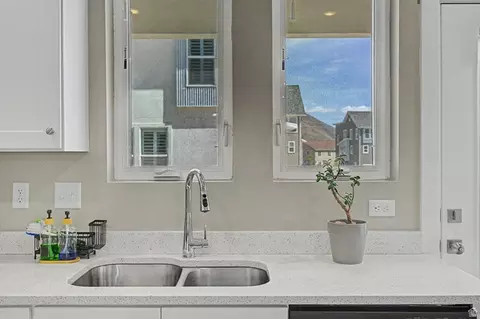 1026 S 2770 E, Spanish Fork, UT 84660 photo 4