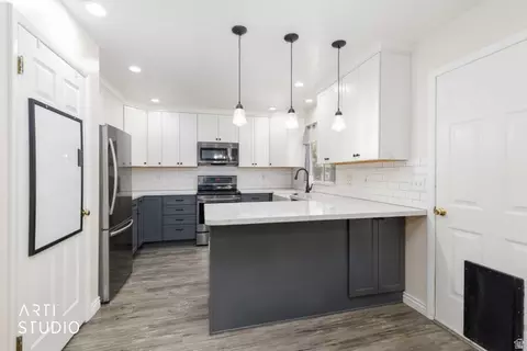 Kitchen - 1266 E Cherry Ln, Layton, UT 84040 photo 1 of 2