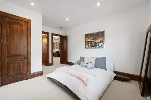 Bedroom - 18 Snow Forest Ln, Sandy, UT 84092 photo 8 of 16