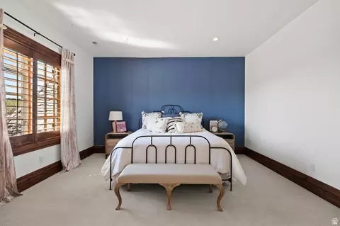Bedroom - 18 Snow Forest Ln, Sandy, UT 84092 photo 5 of 16