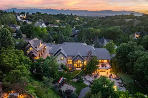 View/Area - 18 Snow Forest Ln, Sandy, UT 84092 photo 2 of 7