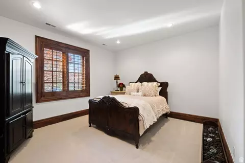 Bedroom - 18 Snow Forest Ln, Sandy, UT 84092 photo 13 of 16