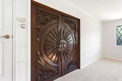 Entry Way - 1501 E Maple Hills Dr S, Bountiful, UT 84010 photo 11 of 14