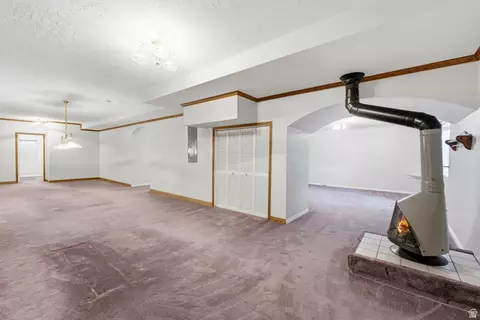 Living - 1501 E Maple Hills Dr S, Bountiful, UT 84010 photo 17 of 20