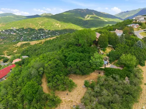 View/Area - 1501 E Maple Hills Dr S, Bountiful, UT 84010 photo 15 of 17