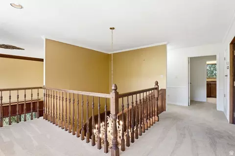 Entry Way - 1501 E Maple Hills Dr S, Bountiful, UT 84010 photo 13 of 14