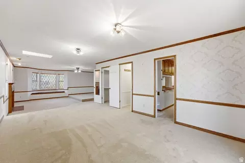 Living - 1501 E Maple Hills Dr S, Bountiful, UT 84010 photo 15 of 20
