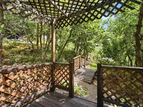 Exterior - 1501 E Maple Hills Dr S, Bountiful, UT 84010 photo 22 of 23