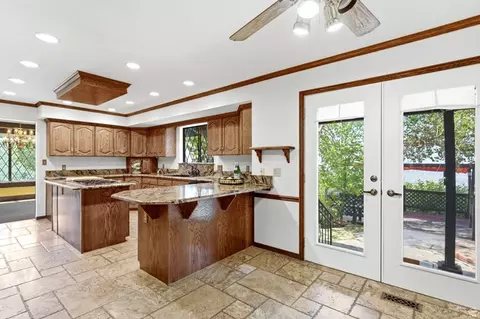 Kitchen - 1501 E Maple Hills Dr S, Bountiful, UT 84010 photo 1 of 7