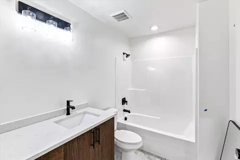 Bath - 558 Eagle Dr #528, Preston, ID 83263 photo 3 of 6
