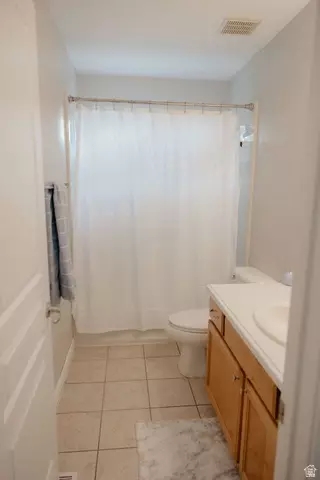 Bath - 557 S 700 E, Orem, UT 84097 photo 8 of 8