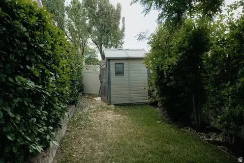 Exterior - 557 S 700 E, Orem, UT 84097 photo 10 of 13
