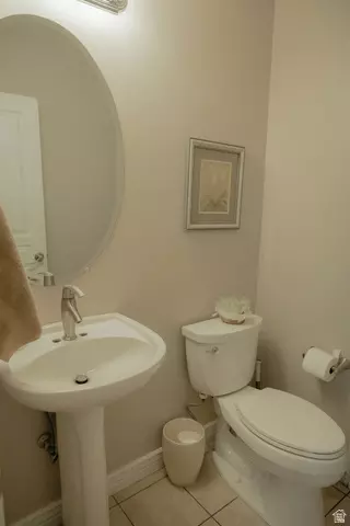 Bath - 557 S 700 E, Orem, UT 84097 photo 5 of 8