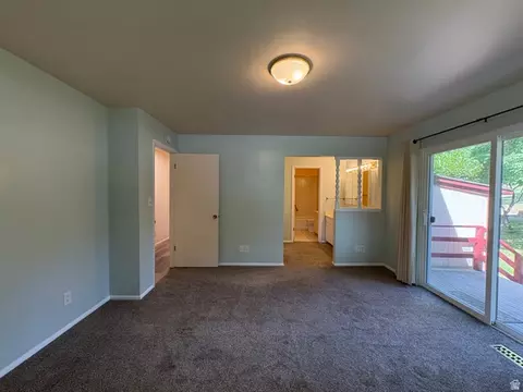 Bedroom - 595 E Meadowlark Rd, Orem, UT 84097 photo 3 of 4