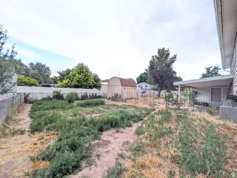 Exterior - 1413 S David Dr W, Syracuse, UT 84075 photo 4 of 5