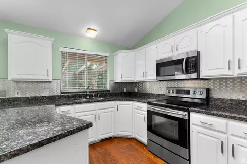 Kitchen - 1084 E 1525 N, Layton, UT 84040 photo 1 of 2