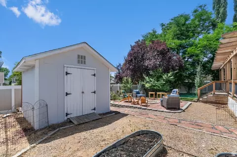 Exterior - 1084 E 1525 N, Layton, UT 84040 photo 6 of 7