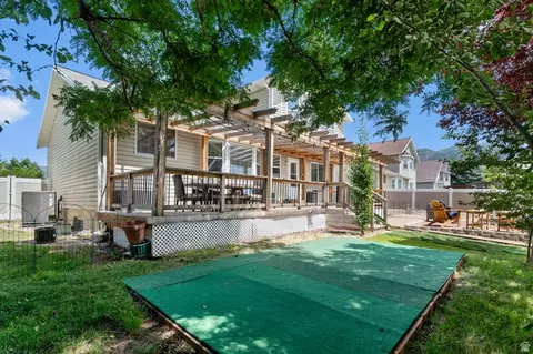 Exterior - 1084 E 1525 N, Layton, UT 84040 photo 2 of 7