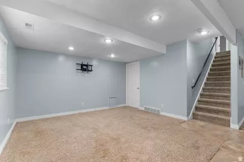 Living - 1084 E 1525 N, Layton, UT 84040 photo 3 of 4