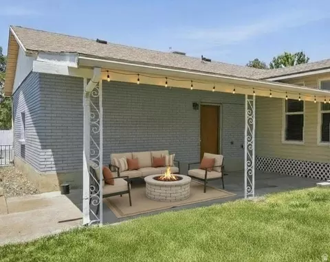 Exterior - 392 E Perrine Dr, Midvale, UT 84047 photo 7 of 7
