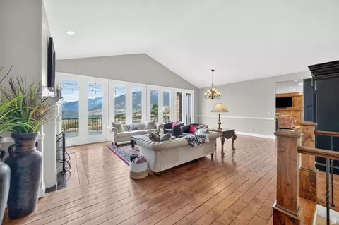 767 E Draper View Rd S, Draper, UT 84020 photo 6