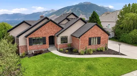 767 E Draper View Rd S, Draper, UT 84020 photo 2