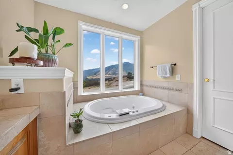 767 E Draper View Rd S, Draper, UT 84020 photo 28
