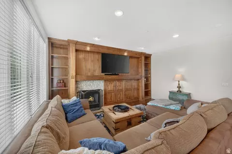 767 E Draper View Rd S, Draper, UT 84020 photo 19