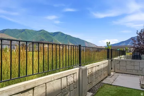 704 N 2560 E, Spanish Fork, UT 84660 photo 30