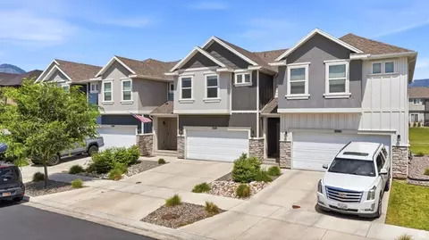 704 N 2560 E, Spanish Fork, UT 84660 photo 2