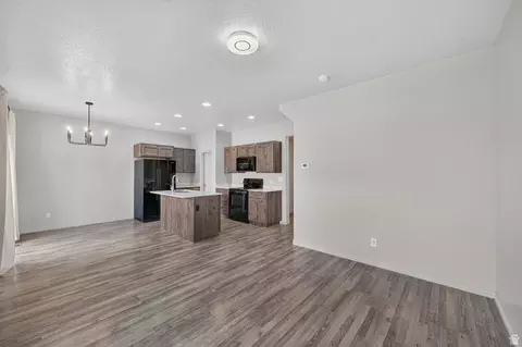 704 N 2560 E, Spanish Fork, UT 84660 photo 5