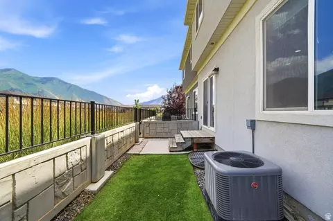 704 N 2560 E, Spanish Fork, UT 84660 photo 29