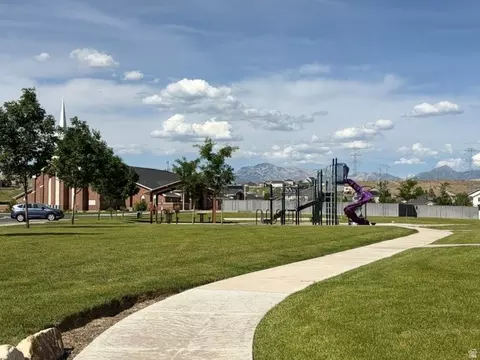 3847 E Cunninghill Dr E, Eagle Mountain, UT 84005 photo 22